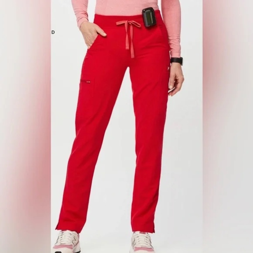 Figs scrubs - Pop Red - High Waisted Yola Skinny Pants & Casma Three-Pocket top - Picture 3 of 3
